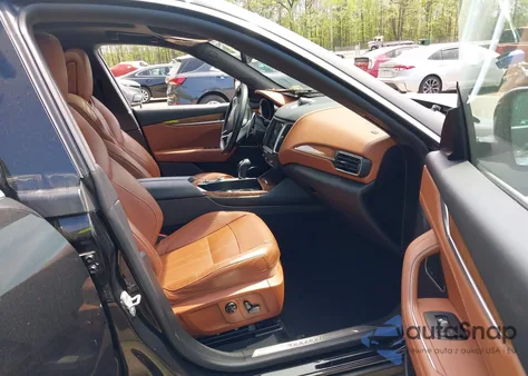 2017 Maserati Levante z USA, uszkodzony, nr VIN ZN661XUSXHX248138